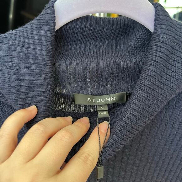 NWT St. John Cashmere Blend Turtleneck Sweater - Picture 7 of 9